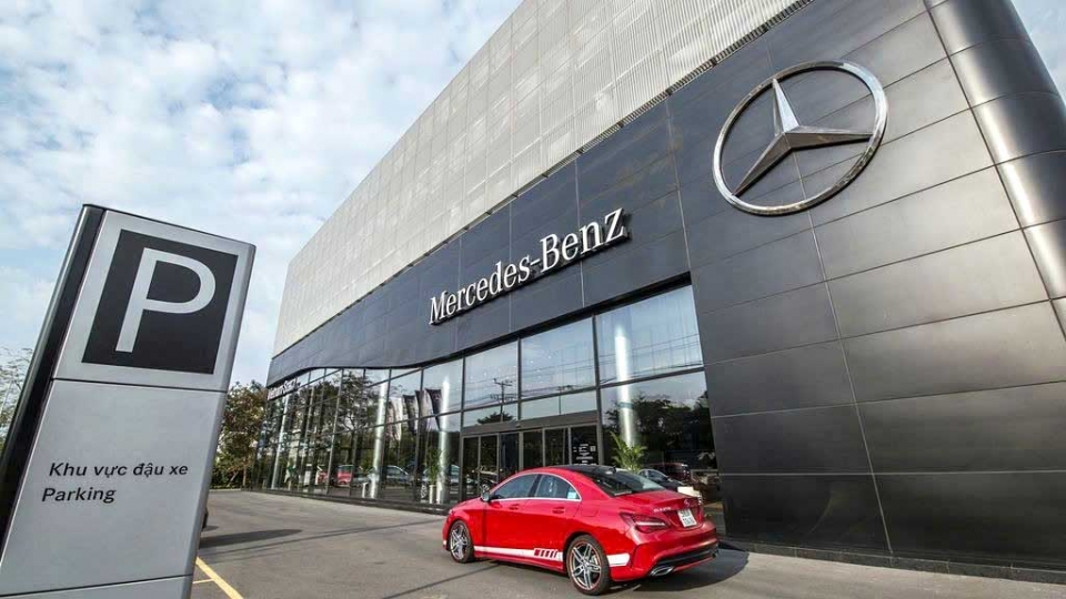 HCM City extends Mercedes-Benz Vietnam investment for another five years